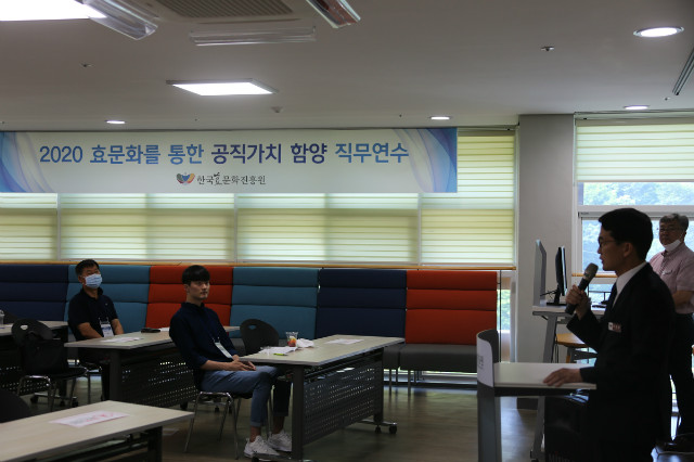 Resized_1H9A9906.jpg